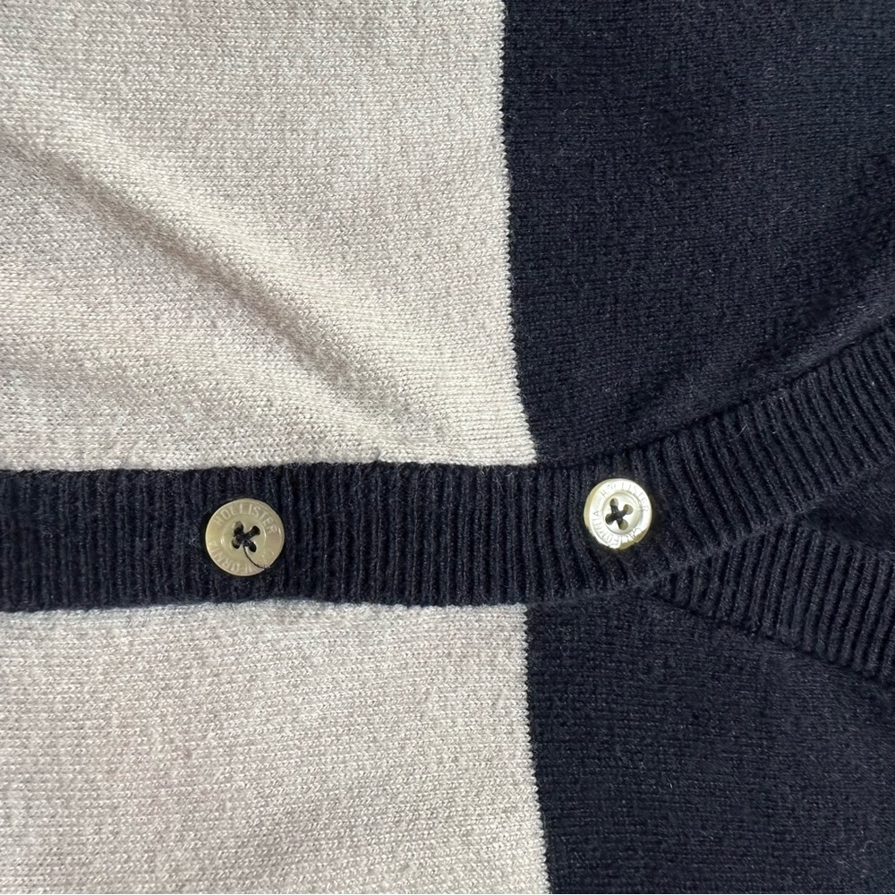 Y2K Hollister Navy White Stripe Cardigan V-Neck Women’s Medium Vintage - Picture 6 of 7